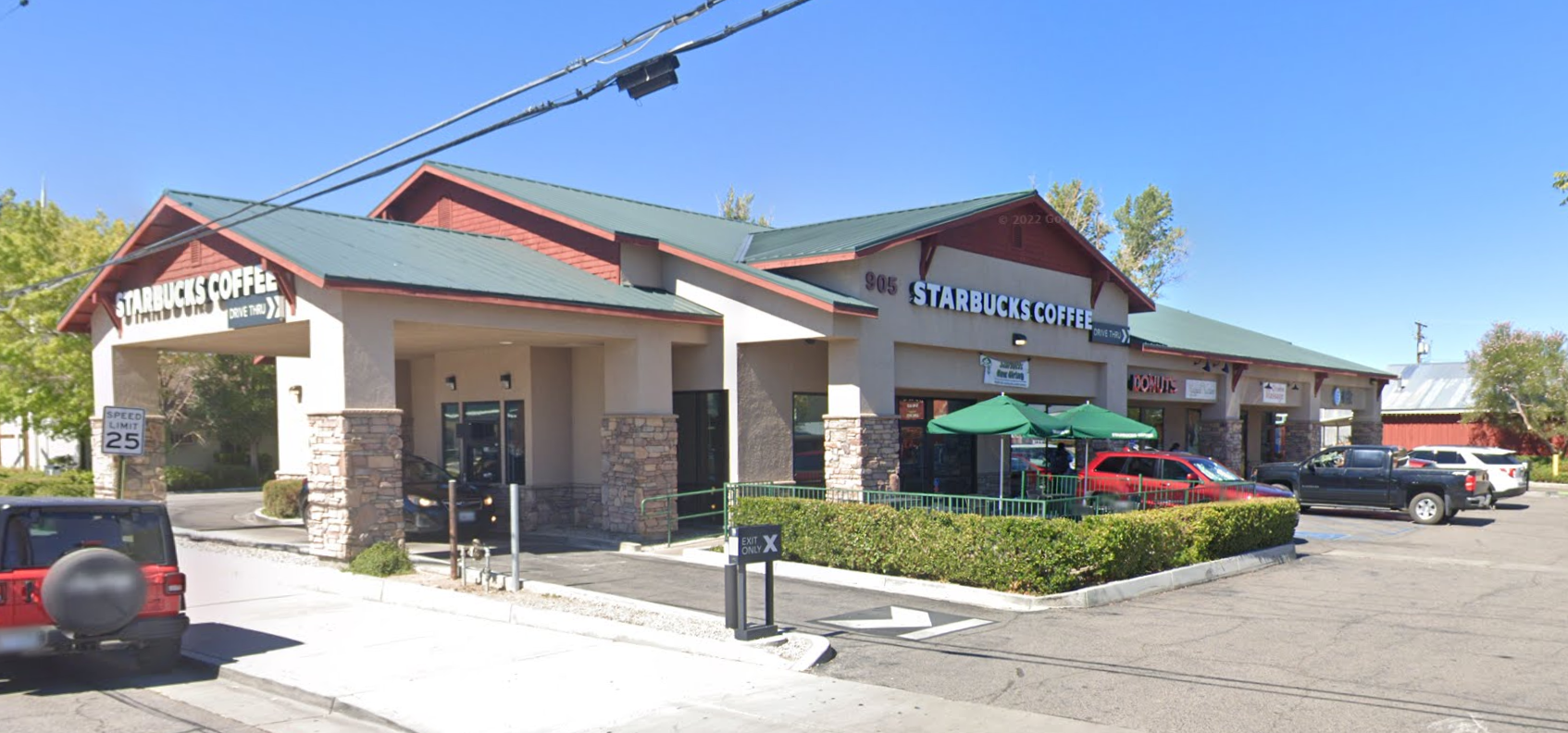 Starbucks Drive-Thru Strip Center | 905 N MAIN ST — photo 3