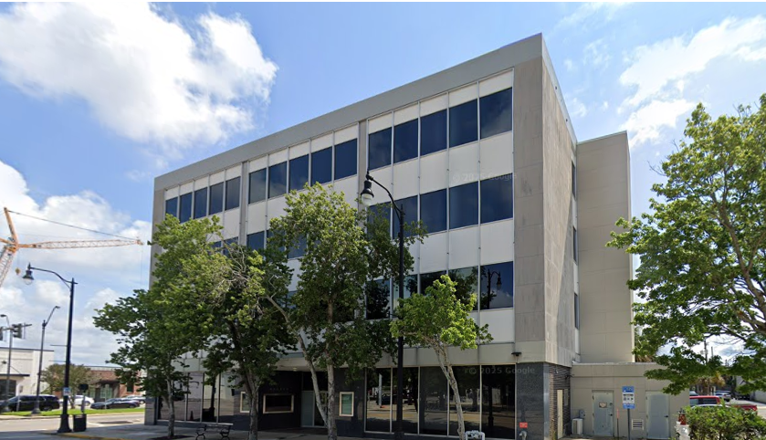 Office Space  - 21 E Garden Street — photo 2