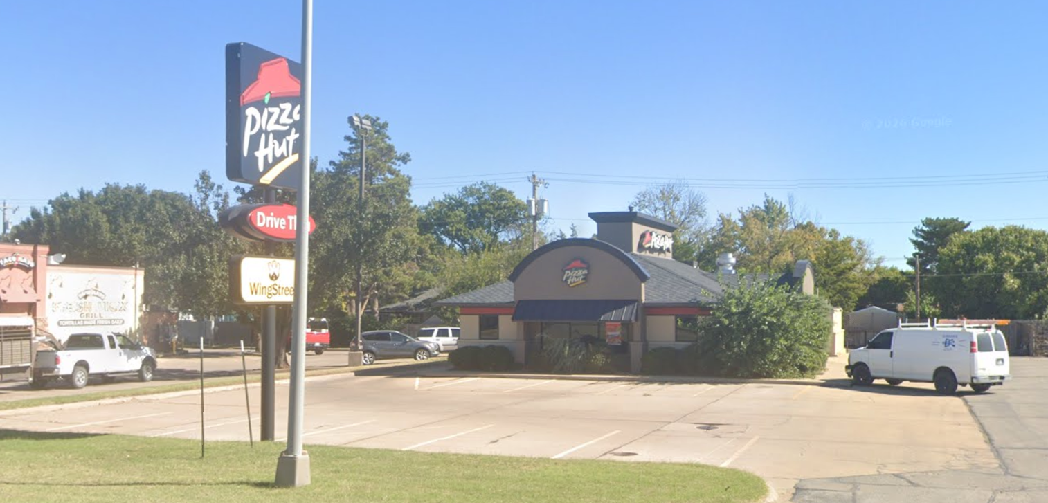 Pizza Hut - Fairview, OK (7.15% CAP) — photo 3
