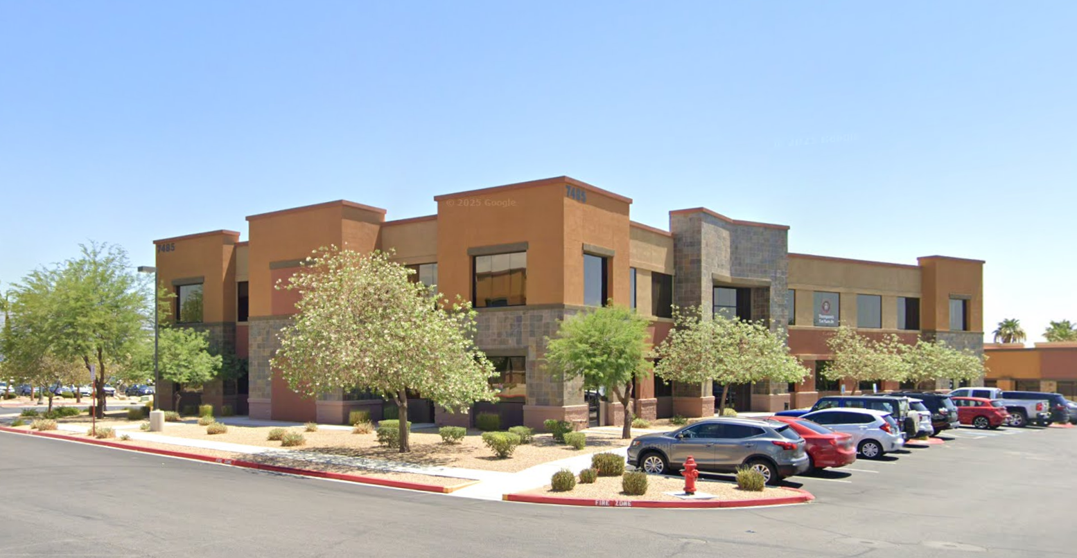 7485 W Azure Drive — photo 2