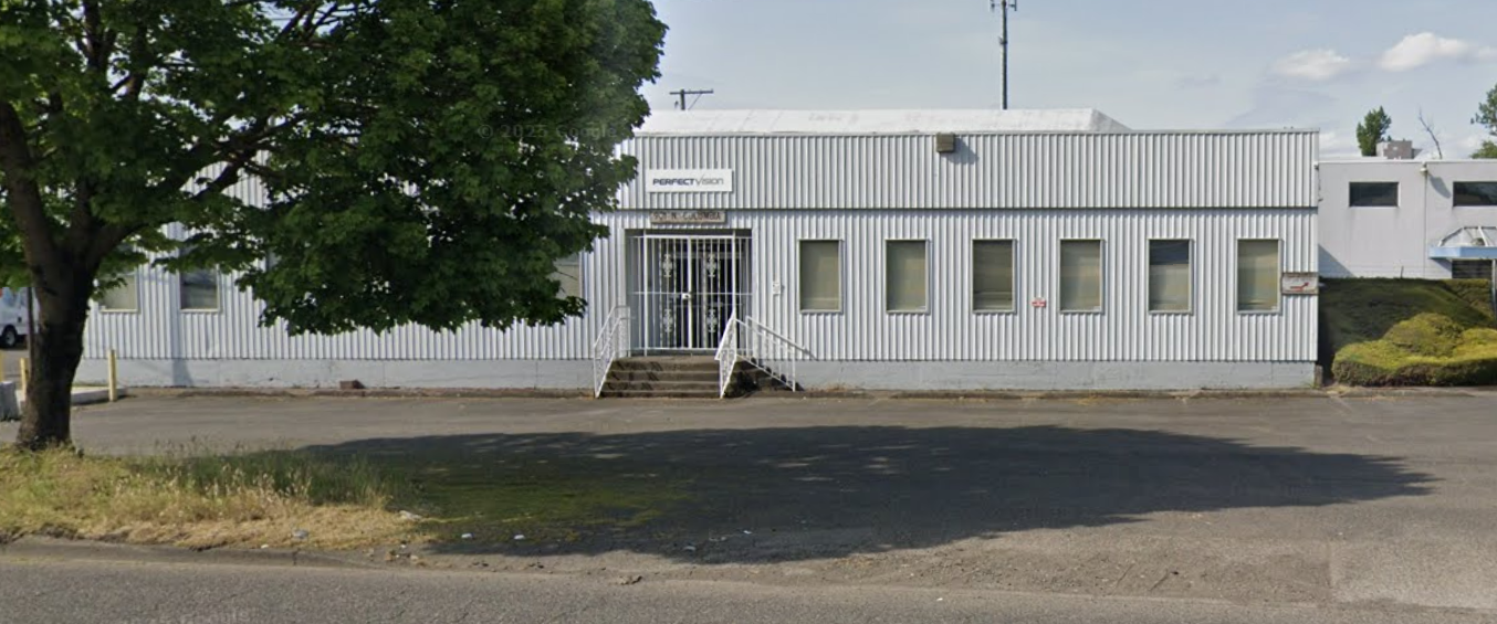 901 N Columbia Blvd — photo 3