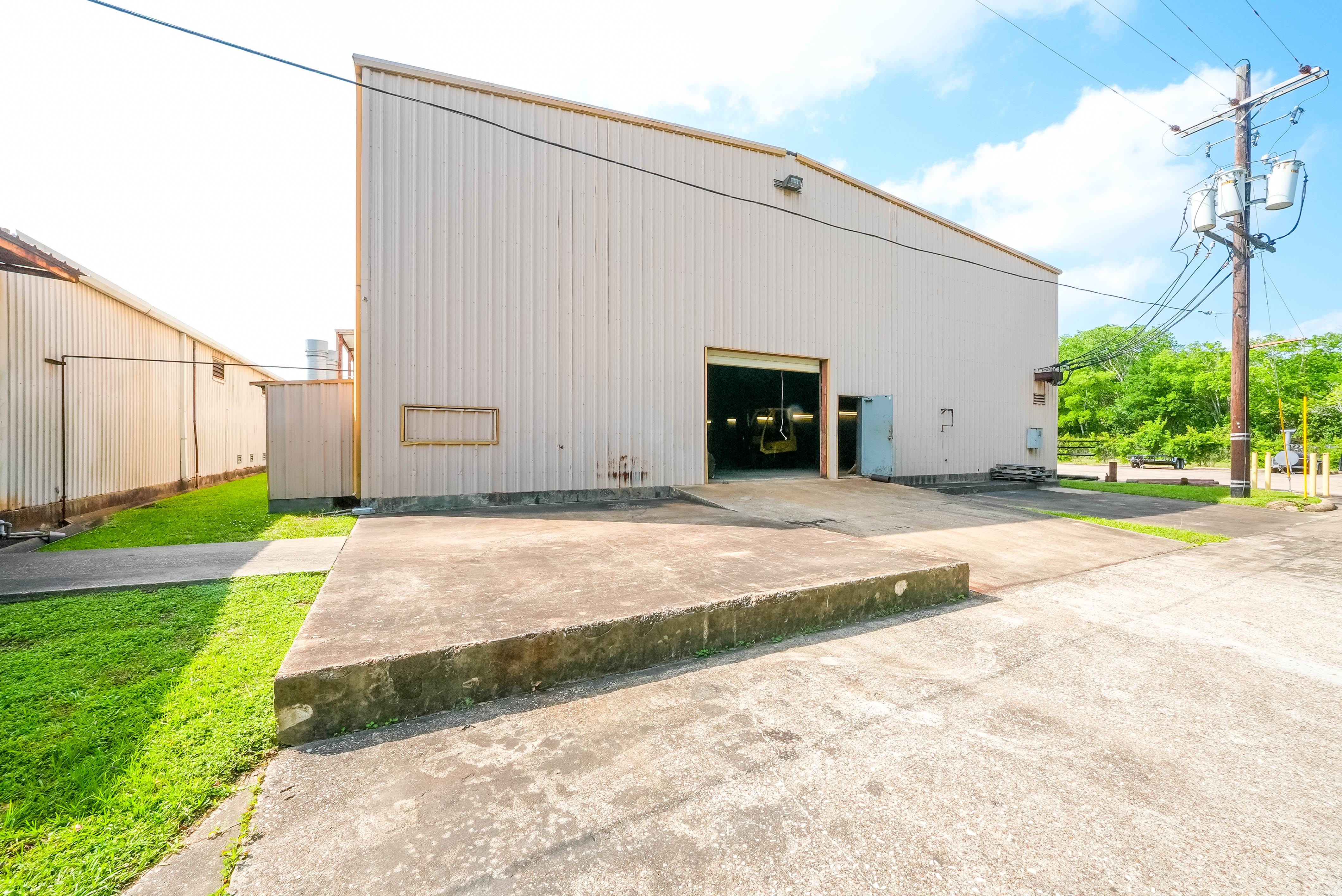 3194, 3246 & 3500 US Hwy 69, Nederland, TX 77627 — photo 17